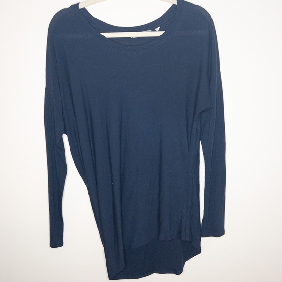 Athleta Threadlight Asymmetrical Relaxed Long Sleeve Top - Picture 2 of 6